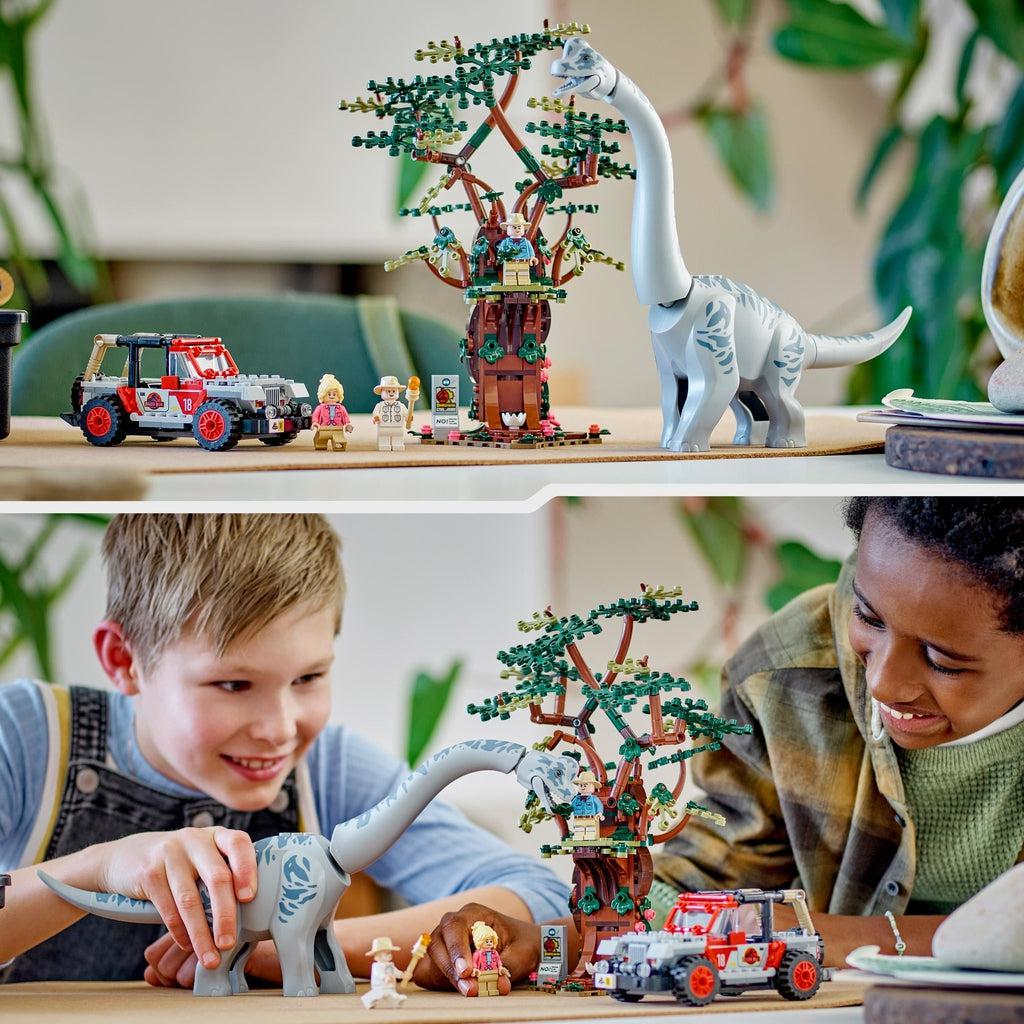 two images show the set displayed on a table above another of two kids playing with the set at the table