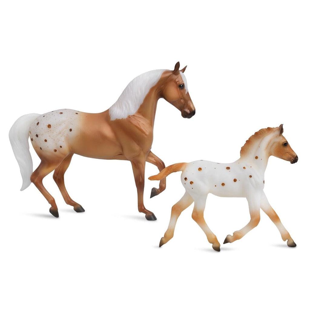 Image of the Effortless Grace Horse & Foal figurine set. It comes with a mom horse and a foal.