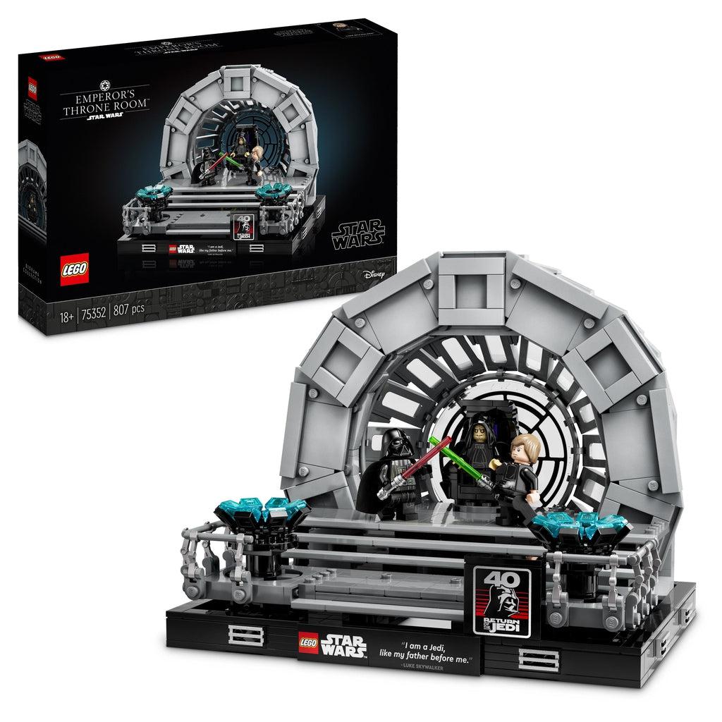 build the Throne room where Luke Skywalker and Darth Vader face off in front of the Emperor with LEGO Star Wars