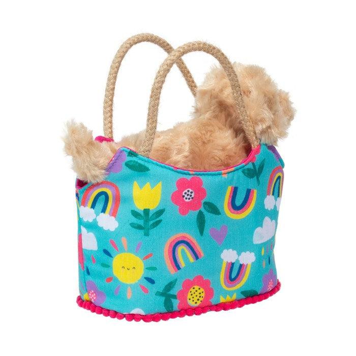 this image shows the back of the dog, with a small fluffy tail in the purse