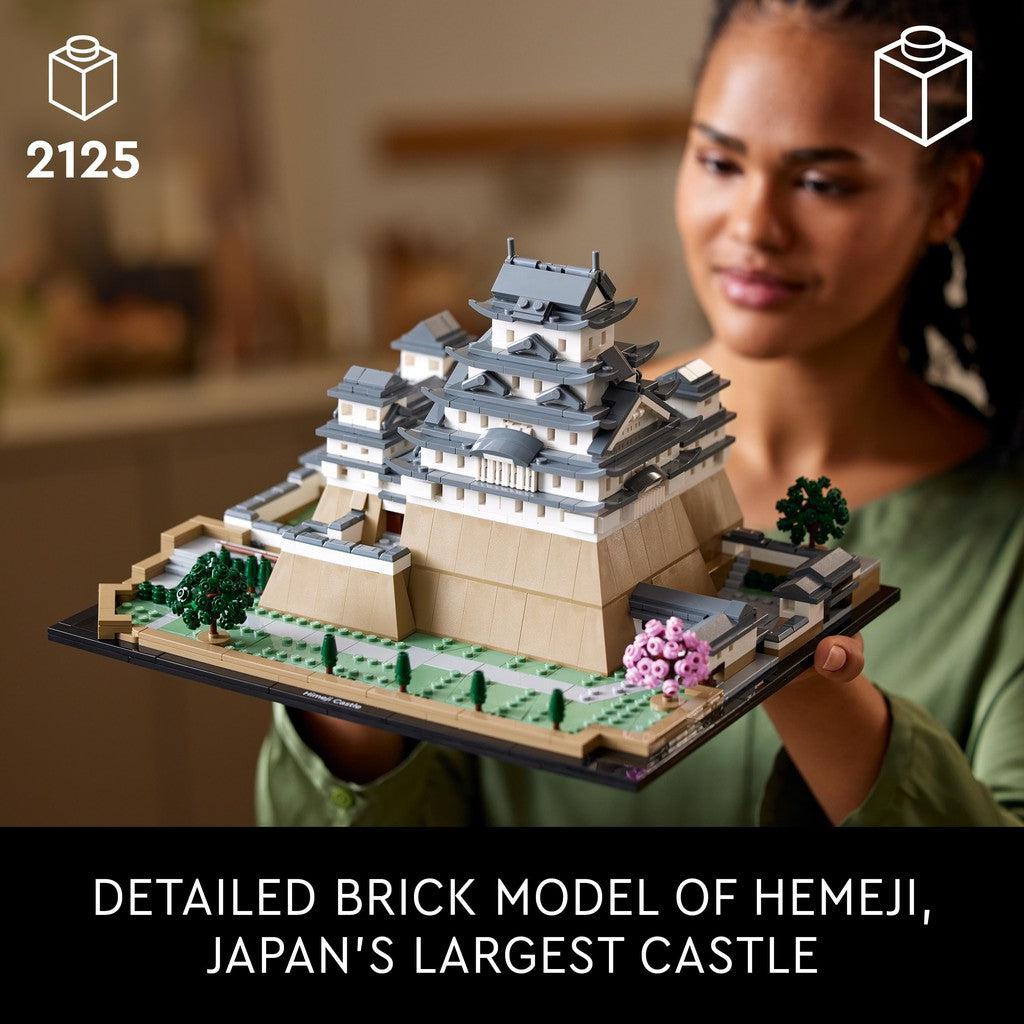 2125 LEGO pieces included. Detailed brick model of hemeji, Japan's Largest Castle. 