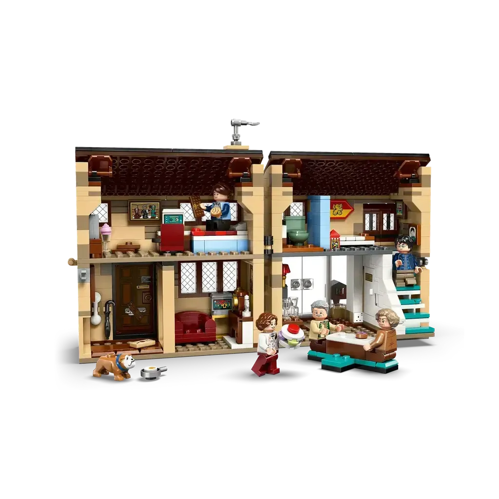 Privet Drive: Aunt Marge's Visit-LEGO-The Red Balloon Toy Store