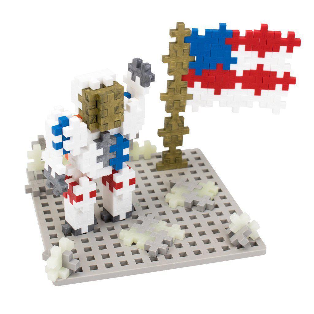 Baseplate Builder - Moon-Plus-Plus-The Red Balloon Toy Store