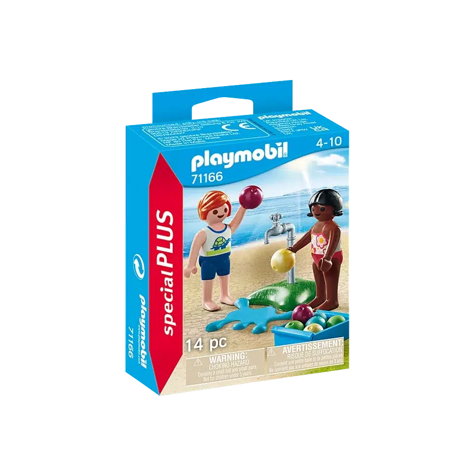The cover of the smallish box shows two playmobil child figures with playmobil water ballons, a faucet, and a water puddle