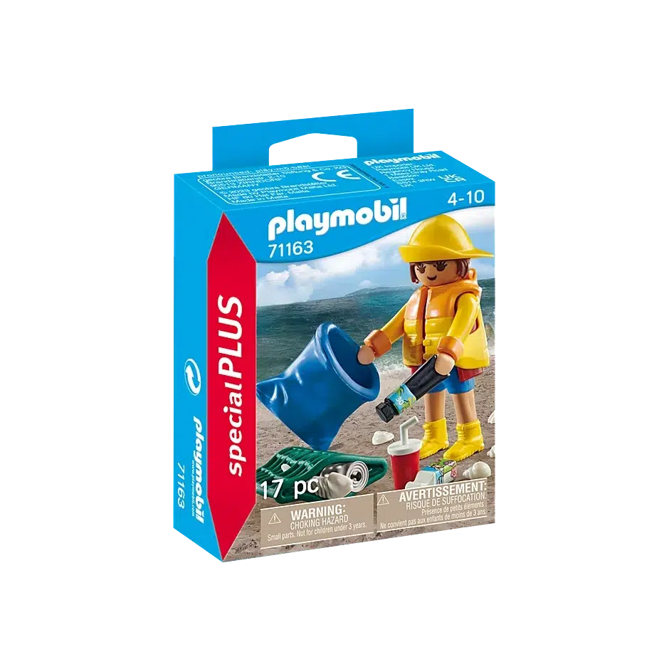The cover of the smallish box shows the playmobil environmentalist figure in a yellow life jacket, rain hat, and boots, picking up toy trash to put in a toy trash bag