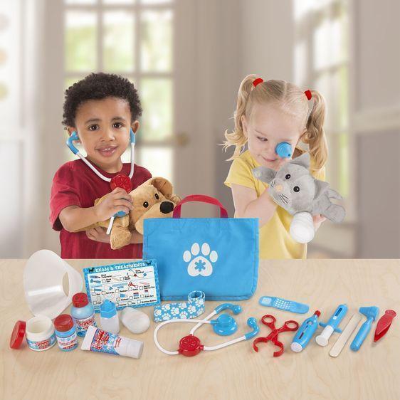Examine & Treat Pet Vet Play Set-Melissa & Doug-The Red Balloon Toy Store