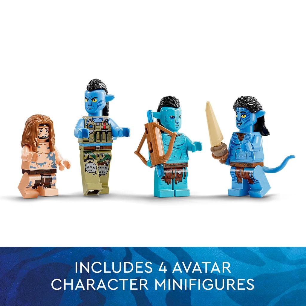 Image shows the 4 minifigures, 3 are Navii figures and one is a human figure, one holds a bow and another has a knife | Image reads: Includes 4 avatar charater minifigures