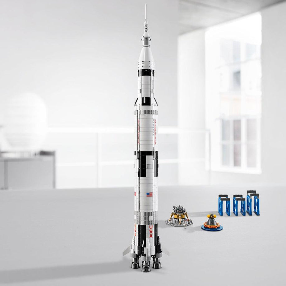 Anvendt Evaluering junk LEGO NASA Apollo Saturn V (92176) – The Red Balloon Toy Store