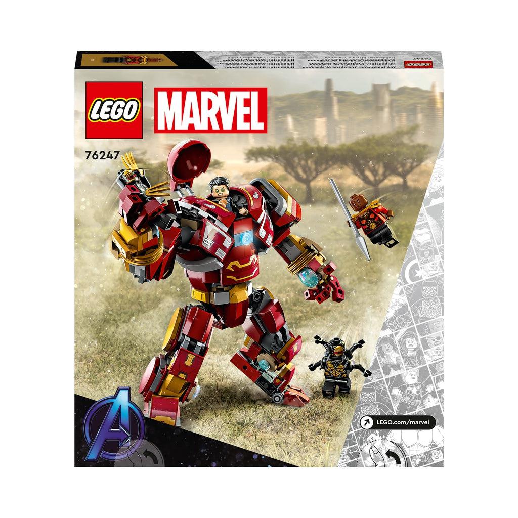 back of the box shows the bruce minifigure in the hulkbuster thats holding one of the outriders, okoye figure throws a spear at the other outrider